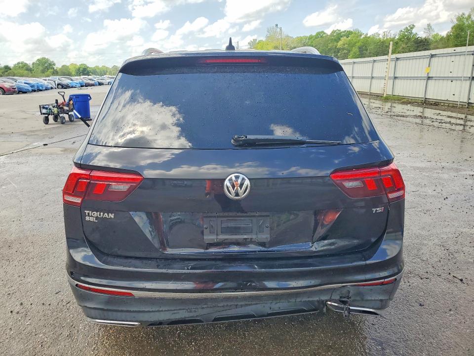 Продажа на аукционе авто 2018 Volkswagen Tiguan, vin: 3VV3B7AX6JM103242, номер лота: 47593246