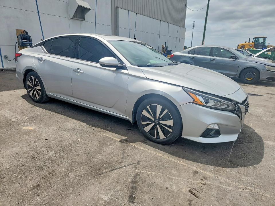 2021 Nissan Altima მანქანა იყიდება აუქციონზე, vin: 1N4BL4EV2MN316199, აუქციონის ნომერი: 50618796