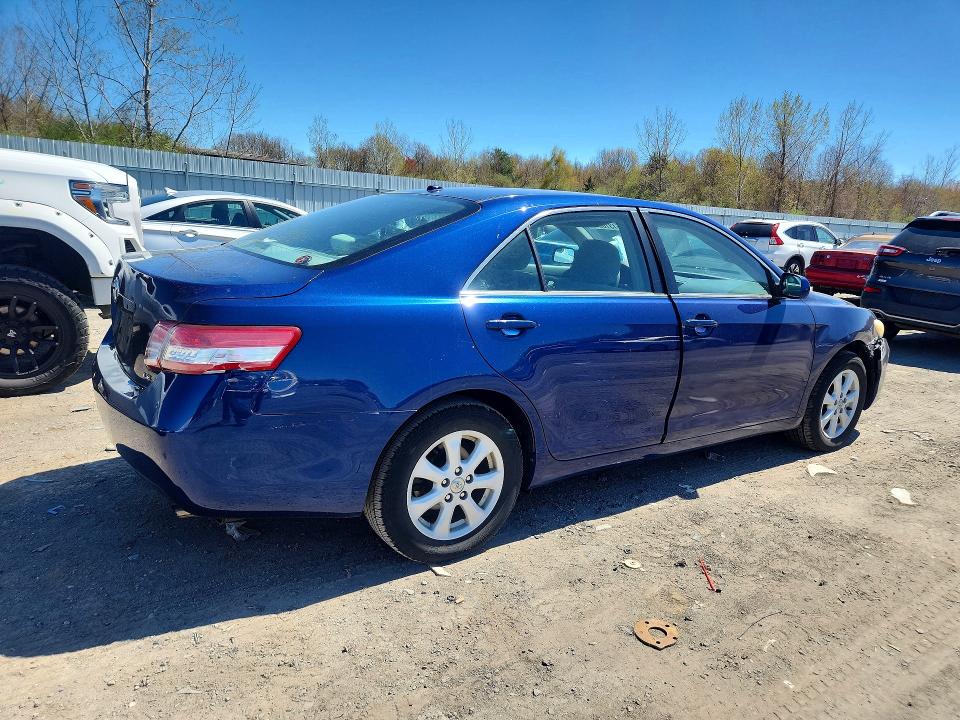 51316296 :رقم المزاد ، 4T4BF3EK2AR079539 vin ، 2010 Toyota Camry مزاد بيع