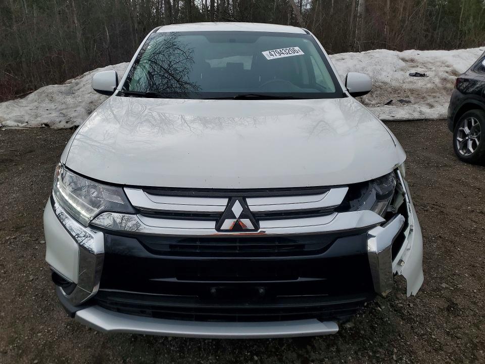 Продажа на аукционе авто 2018 Mitsubishi Outlander, vin: JA4AZ2A32JZ612688, номер лота: 47943206