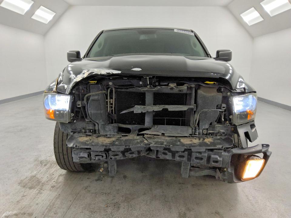 Продажа на аукционе авто 2015 Ram 1500, vin: 1C6RR6FT3FS583136, номер лота: 48694026