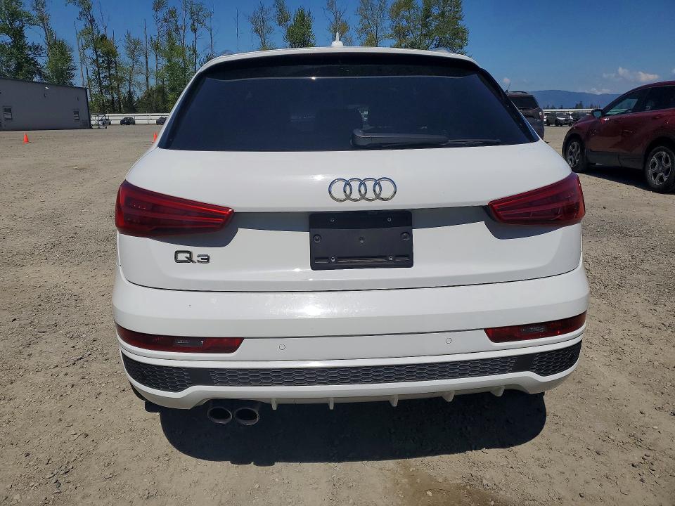 51585176 :رقم المزاد ، WA1BCCFS6JR033442 vin ، 2018 Audi Q3 مزاد بيع