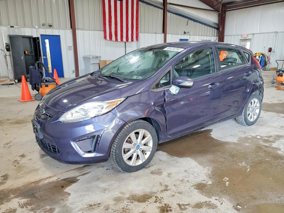 50628286 :رقم المزاد ، 3FADP4EJ3DM122706 vin ، 2013 Ford Fiesta مزاد بيع
