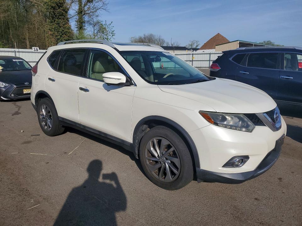 2015 Nissan Rogue მანქანა იყიდება აუქციონზე, vin: 5N1AT2MV3FC884869, აუქციონის ნომერი: 50089636