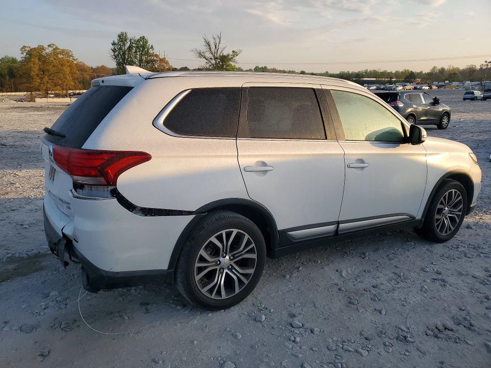 Продаж на аукціоні авто 2017 Mitsubishi Outlander, vin: JA4AD3A32HZ010579, номер лоту: 48586306