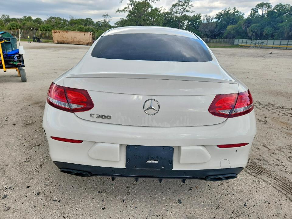 Продажа на аукционе авто 2018 Mercedes Benz C, vin: WDDWJ4JB8JF738258, номер лота: 50396896
