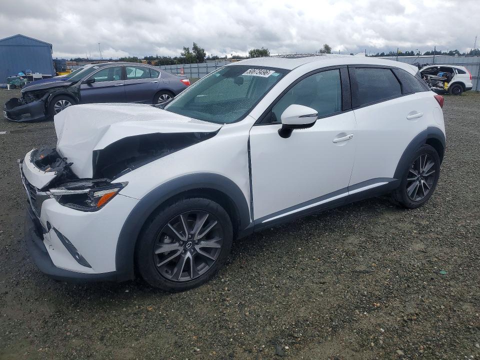 50673496 :رقم المزاد ، JM1DKFD79H0166230 vin ، 2017 Mazda Cx-3 مزاد بيع