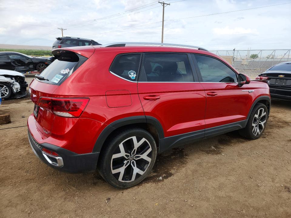 49298136 :رقم المزاد ، 3VV2X7B23NM035603 vin ، 2022 Volkswagen Taos مزاد بيع