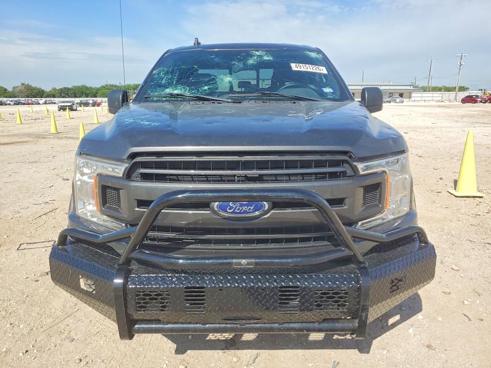 49151226 :رقم المزاد ، 1FTEW1EP6KKF13566 vin ، 2019 Ford F150 مزاد بيع