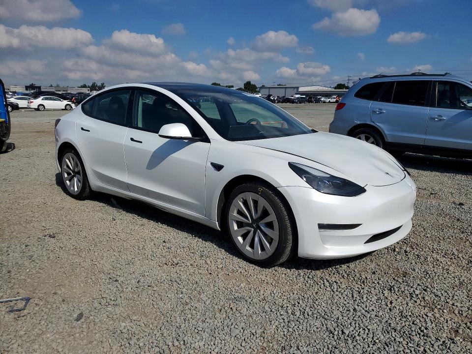 Продажа на аукционе авто 2022 Tesla Model 3, vin: 5YJ3E1EB0NF236929, номер лота: 49682596