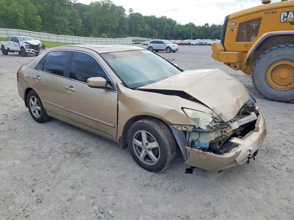 51611616 :رقم المزاد ، 1HGCM56875A105715 vin ، 2005 Honda Accord مزاد بيع