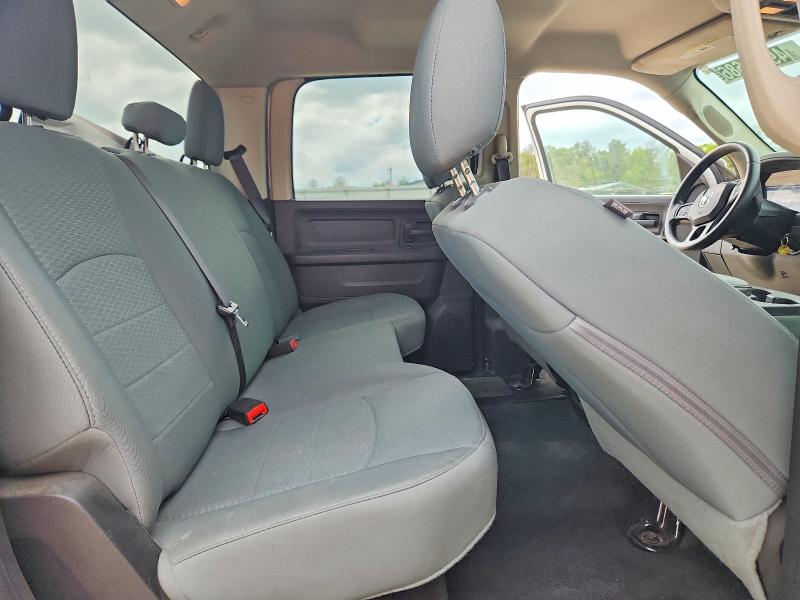 49112686 :رقم المزاد ، 1C6RR6KM8GS361823 vin ، 2016 Ram 1500 مزاد بيع
