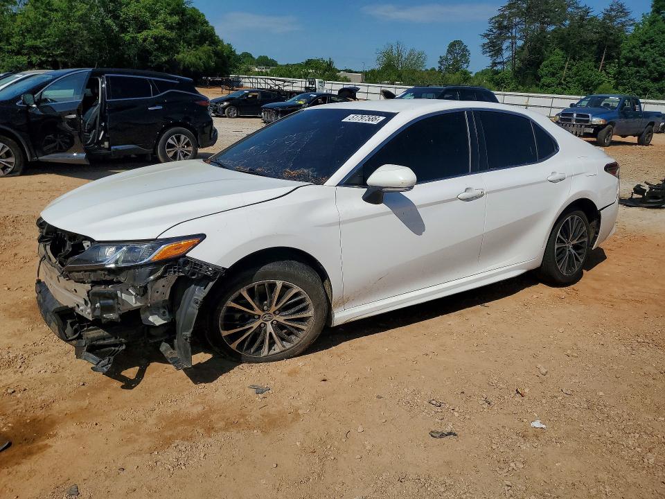 Auction sale of the 2018 Toyota Camry, vin: 4T1B11HK2JU670365, lot number: 51797586