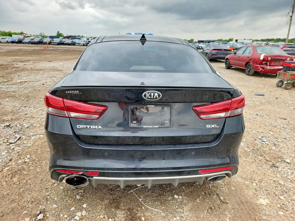 51002766 :رقم المزاد ، 5XXGV4L22JG188511 vin ، 2018 Kia Optima مزاد بيع