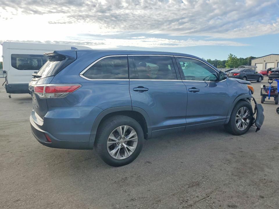 51563256 :رقم المزاد ، 5TDZKRFHXFS063406 vin ، 2015 Toyota Highlander مزاد بيع