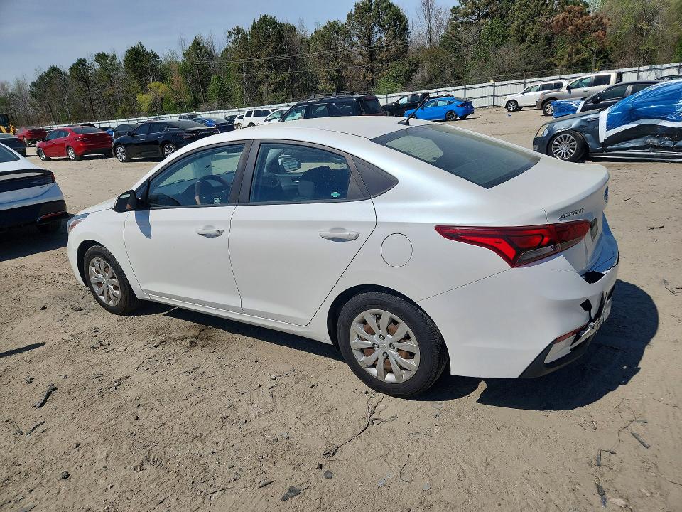 2018 Hyundai Accent მანქანა იყიდება აუქციონზე, vin: 3KPC24A39JE028427, აუქციონის ნომერი: 47798526