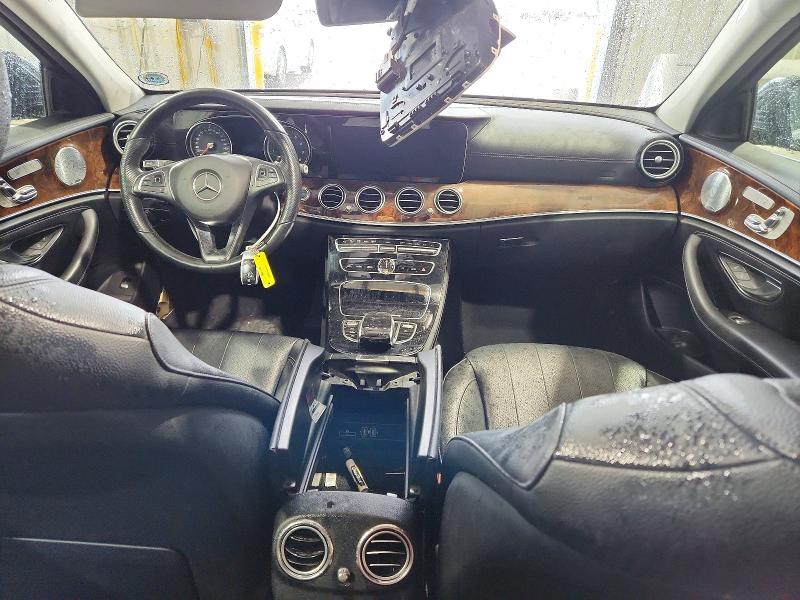 51851496 :رقم المزاد ، WDDZF4JB2JA428425 vin ، 2018 Mercedes-benz E مزاد بيع