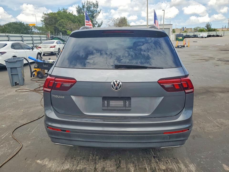 Продаж на аукціоні авто 2019 Volkswagen Tiguan, vin: 3VV1B7AX4KM159785, номер лоту: 51501826