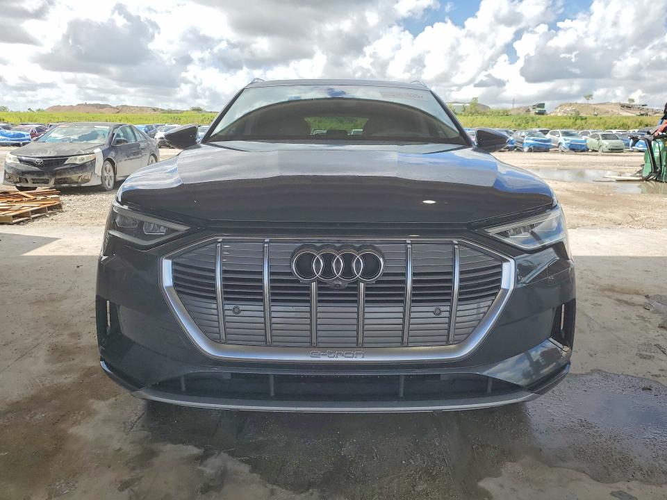 Aukcja sprzedaży 2019 Audi E-tron, vin: WA1VAAGEXKB023023, numer aukcji: 48341626