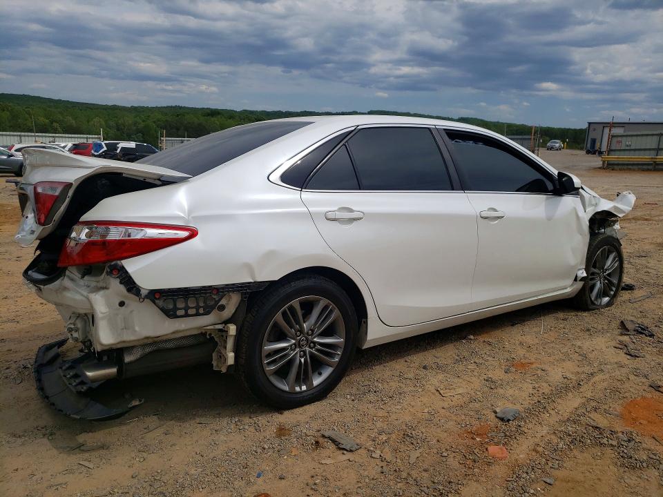 2017 Toyota Camry მანქანა იყიდება აუქციონზე, vin: 4T1BF1FK2HU363700, აუქციონის ნომერი: 50527096