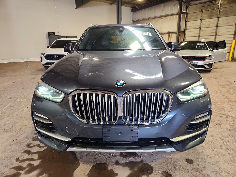 48484936 :رقم المزاد ، 5UXCR6C06M9D87075 vin ، 2021 Bmw X5 مزاد بيع