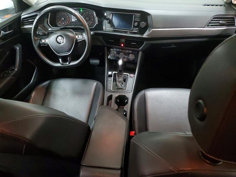 49064856 :رقم المزاد ، 3VWCB7BU2LM012567 vin ، 2020 Volkswagen Jetta مزاد بيع