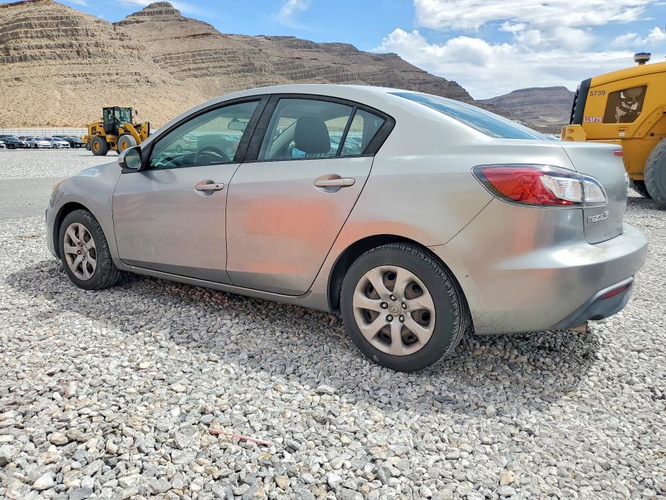 50941746 :رقم المزاد ، JM1BL1UF9B1496126 vin ، 2011 Mazda 3 مزاد بيع