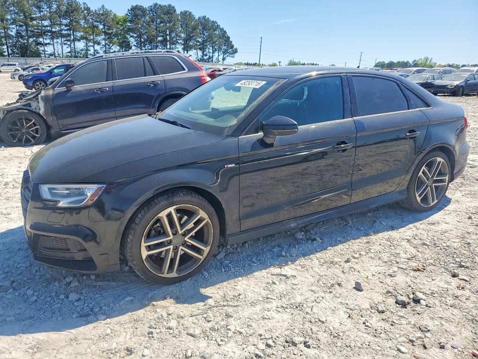 2017 Audi A3 მანქანა იყიდება აუქციონზე, vin: WAUJ8GFF5H1044922, აუქციონის ნომერი: 49293716