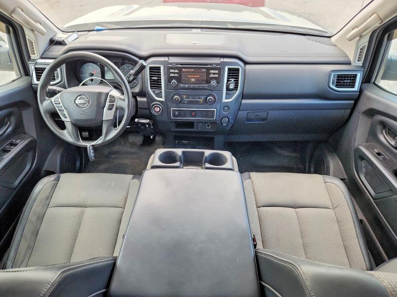 51107336 :رقم المزاد ، 1N6AA1EK7HN532780 vin ، 2017 Nissan Titan مزاد بيع