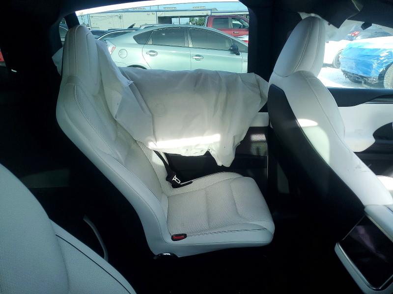 Продаж на аукціоні авто 2022 Tesla Model X, vin: 7SAXCBE60NF355101, номер лоту: 51558836