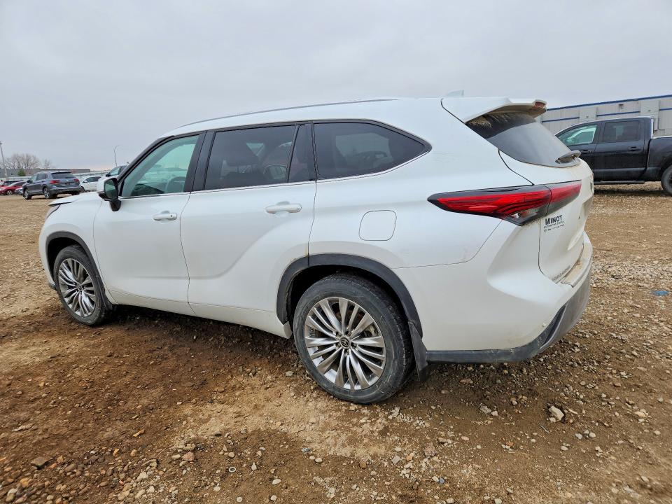 2023 Toyota Highlander მანქანა იყიდება აუქციონზე, vin: 5TDKDRBHXPS039111, აუქციონის ნომერი: 49633466