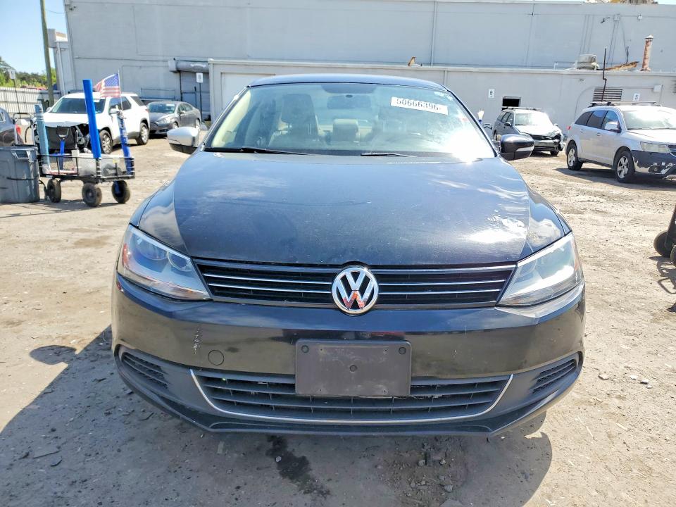 2014 Volkswagen Jetta მანქანა იყიდება აუქციონზე, vin: 3VWD17AJ0EM320239, აუქციონის ნომერი: 50666396