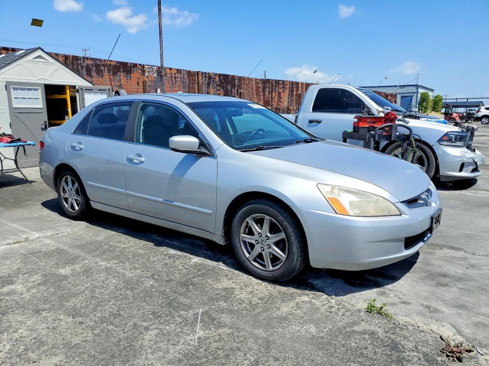 Продажа на аукционе авто 2003 Honda Accord, vin: 1HGCM66513A027568, номер лота: 49673696