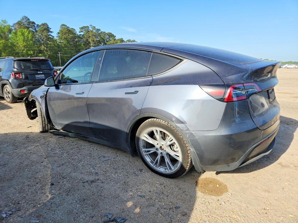 49328606 :رقم المزاد ، 7SAYGDEE0PF881677 vin ، 2023 Tesla Model Y مزاد بيع