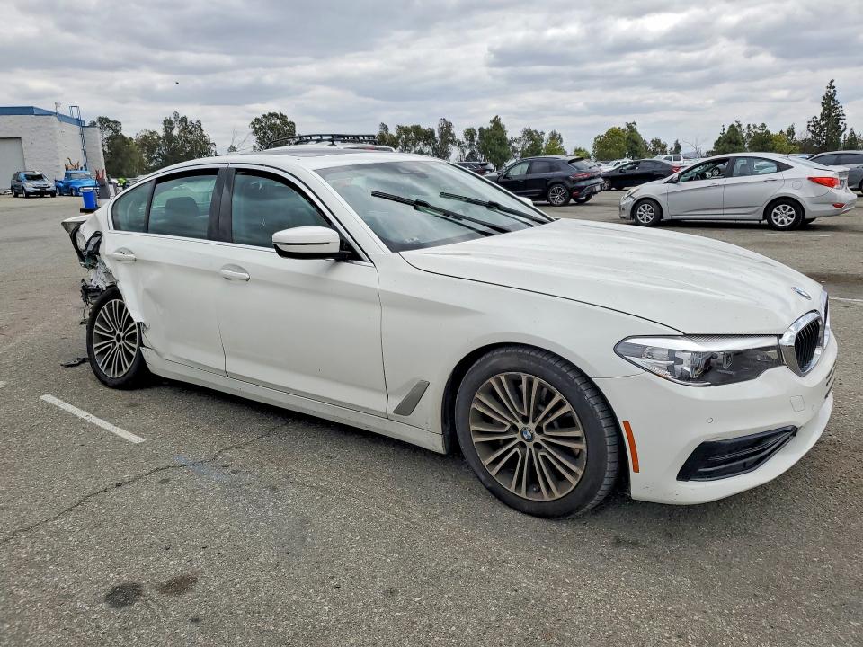 2019 Bmw 530 მანქანა იყიდება აუქციონზე, vin: WBAJA5C5XKWW01080, აუქციონის ნომერი: 50962536