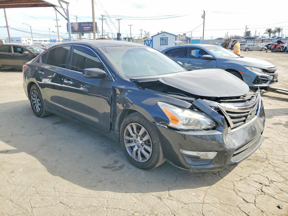 2015 Nissan Altima მანქანა იყიდება აუქციონზე, vin: 1N4AL3AP0FN348228, აუქციონის ნომერი: 50726416