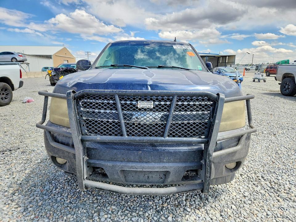 Продажа на аукционе авто 2007 Chevrolet Suburban, vin: 1GNFK16327J172635, номер лота: 51501636