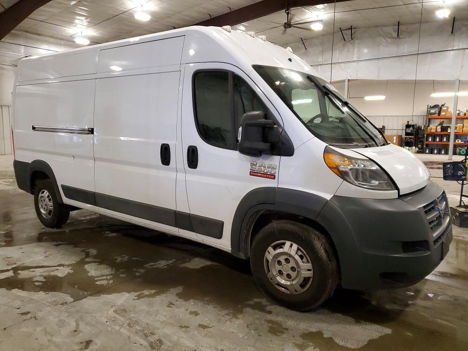 49548346 :رقم المزاد ، 3C6TRVDG1JE118937 vin ، 2018 Ram Promaster 2500 مزاد بيع