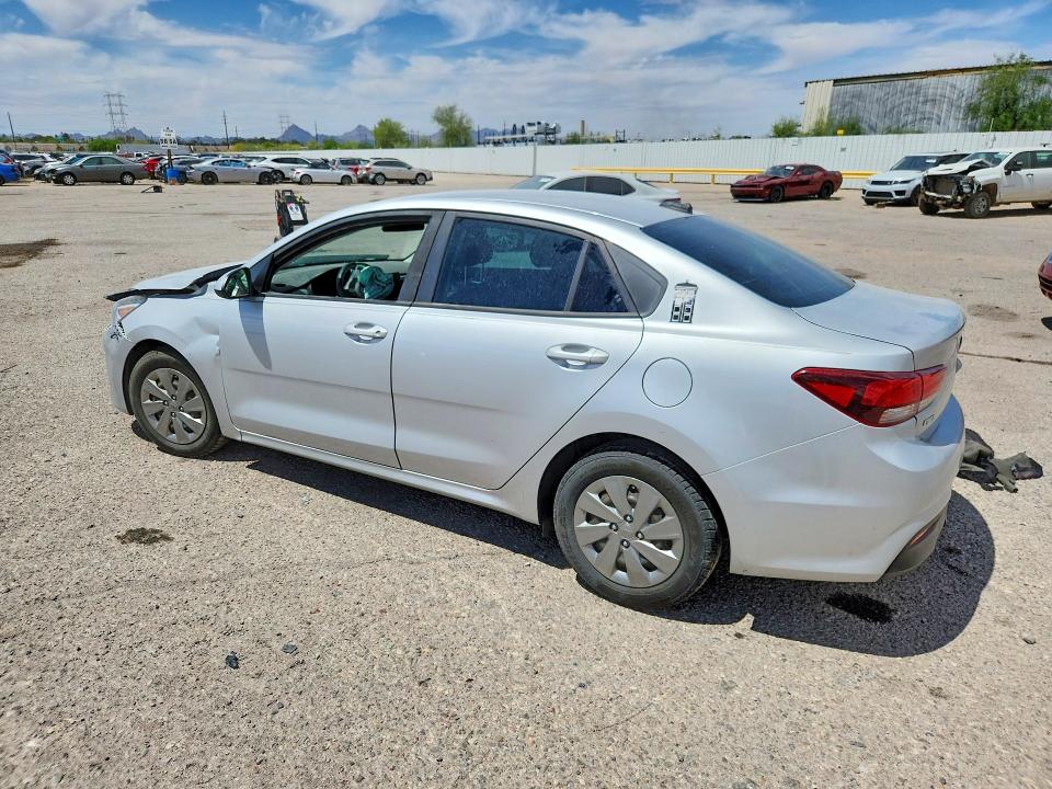 2020 Kia Rio მანქანა იყიდება აუქციონზე, vin: 3KPA24AD9LE296963, აუქციონის ნომერი: 49440096