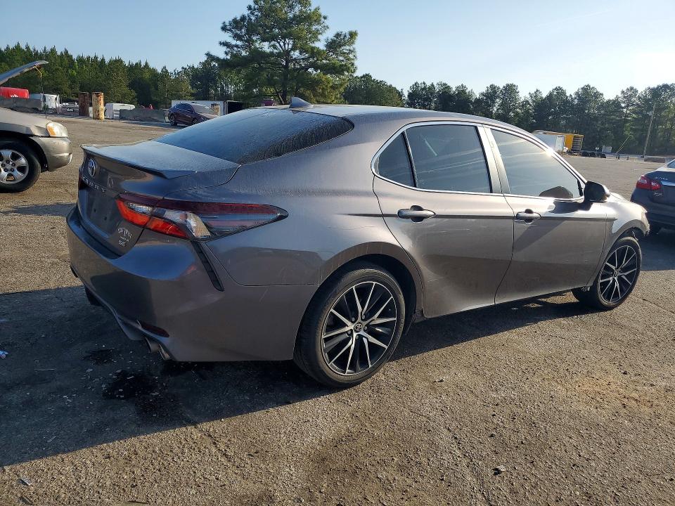 Продаж на аукціоні авто 2022 Toyota Camry, vin: 4T1G11AK4NU043009, номер лоту: 47898766