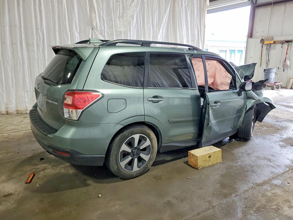 Продажа на аукционе авто 2018 Subaru Forester, vin: JF2SJARC6JH529501, номер лота: 49916996