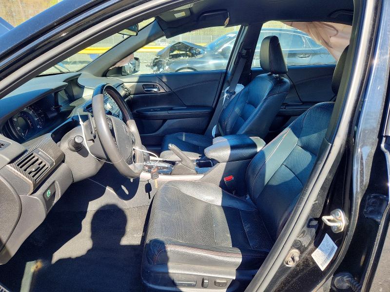 Продажа на аукционе авто 2017 Honda Accord, vin: 1HGCR2F19HA124452, номер лота: 48709156