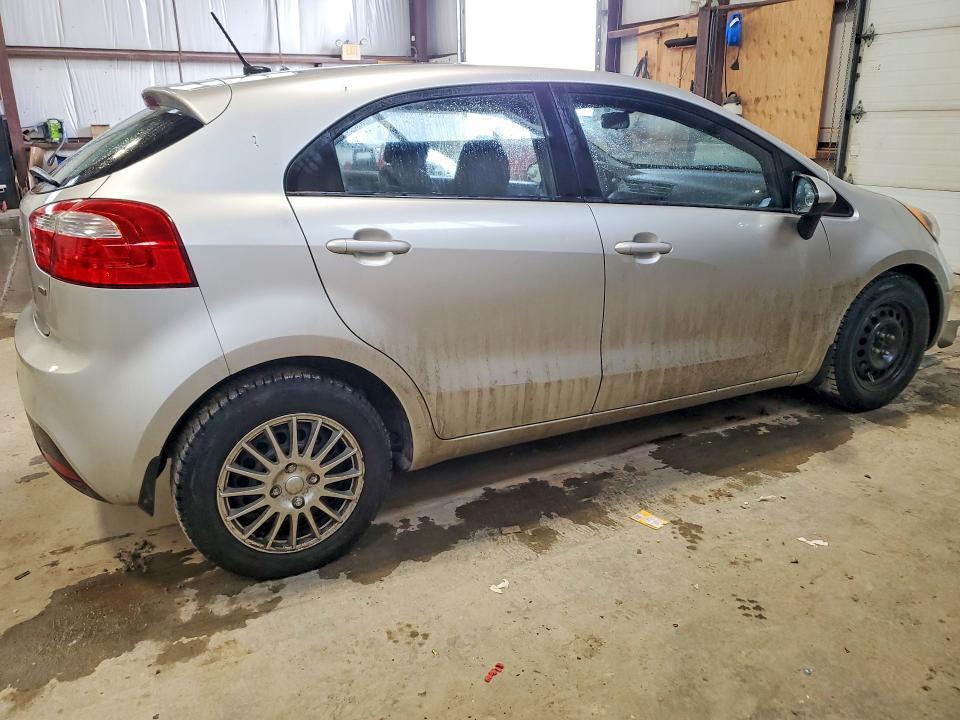 49636256 :رقم المزاد ، KNADM5A33D6873947 vin ، 2013 Kia Rio مزاد بيع