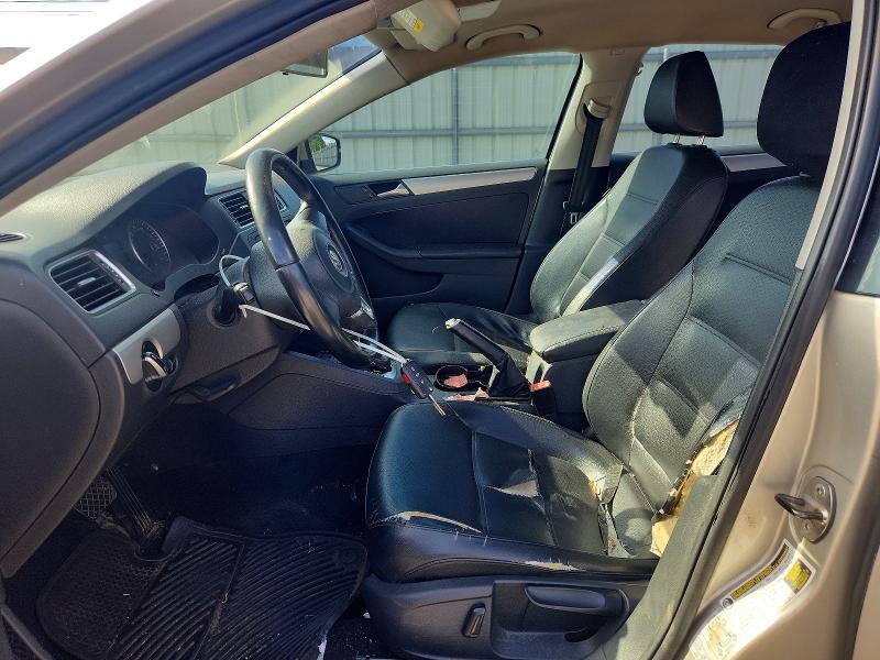 49402656 :رقم المزاد ، 3VWDP7AJ5DM265686 vin ، 2013 Volkswagen Jetta مزاد بيع