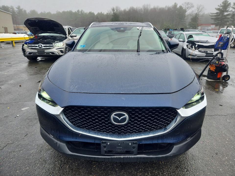 47654556 :رقم المزاد ، 3MVDMBDL8NM413437 vin ، 2022 Mazda Cx-30 مزاد بيع