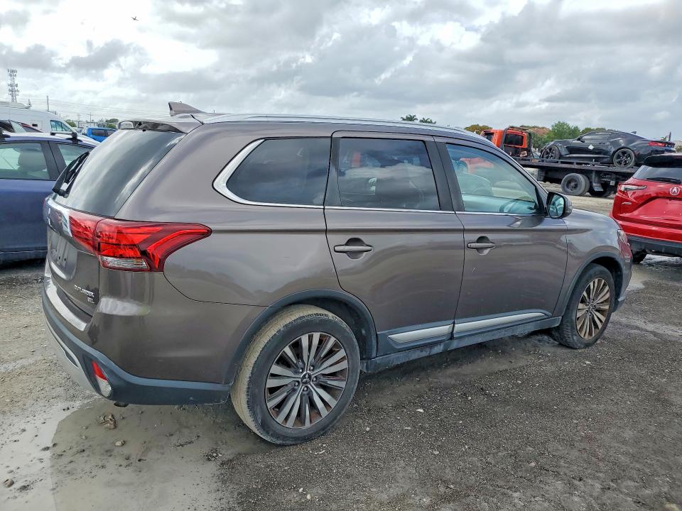 Aukcja sprzedaży 2019 Mitsubishi Outlander, vin: JA4AD3A3XKZ051324, numer aukcji: 48167316