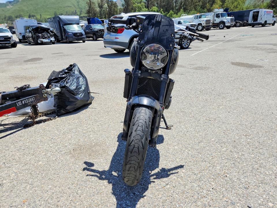 49939626 :رقم المزاد ، SMTL10UL7PTBG9441 vin ، 2023 Triumph Motorcycle Trident 660 مزاد بيع