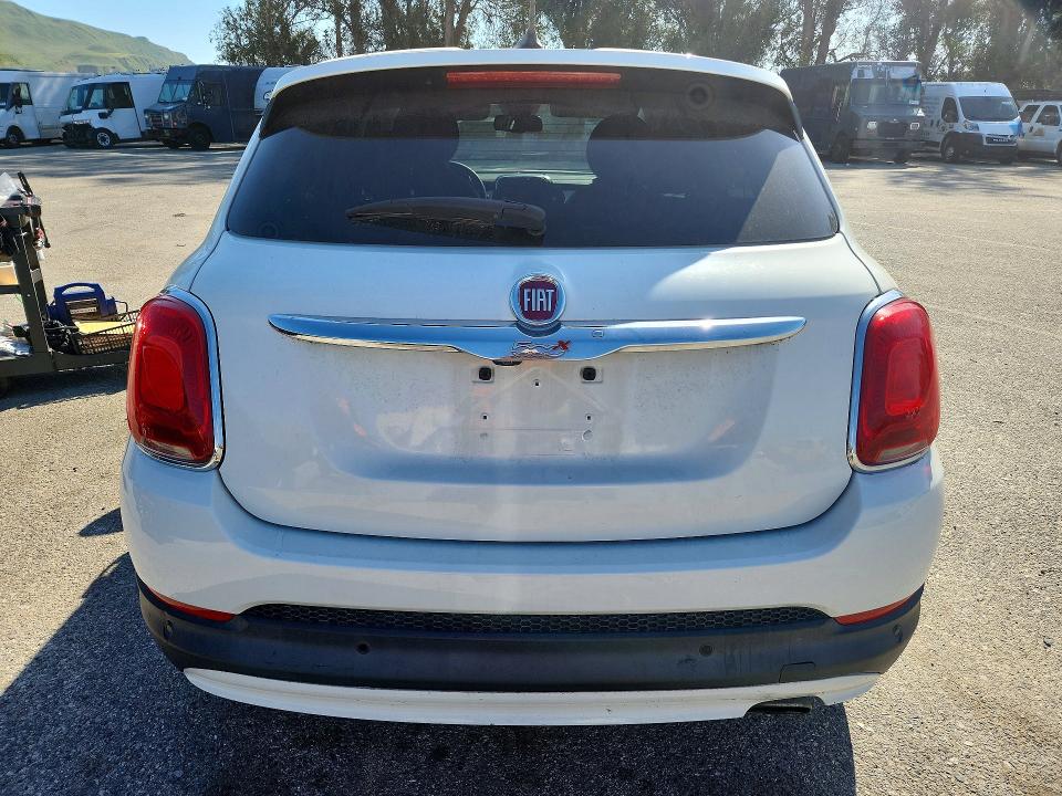 48622536 :رقم المزاد ، ZFBCFXDT3GP395434 vin ، 2016 Fiat 500x مزاد بيع