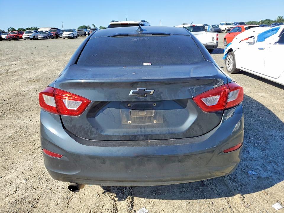 2018 Chevrolet Cruze მანქანა იყიდება აუქციონზე, vin: 1G1BE5SM9J7123661, აუქციონის ნომერი: 47139436
