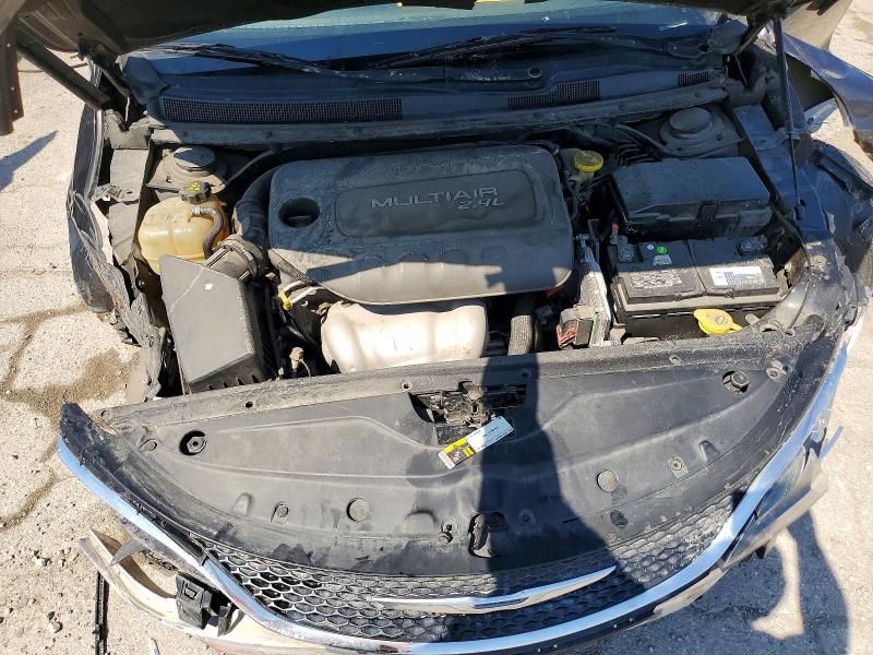 Продаж на аукціоні авто 2015 Chrysler 200, vin: 1C3CCCAB5FN756171, номер лоту: 48987576